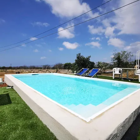 Con Piscina A